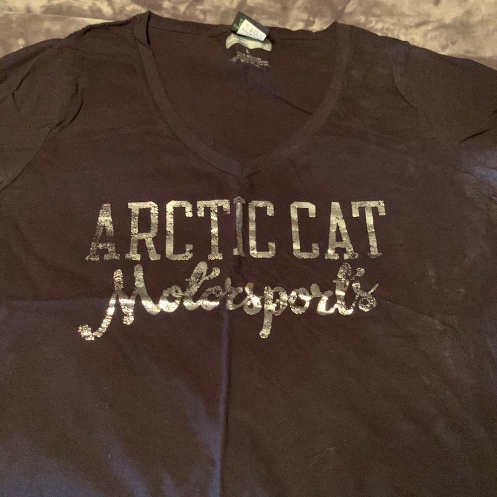 Size large V neck T-shirt